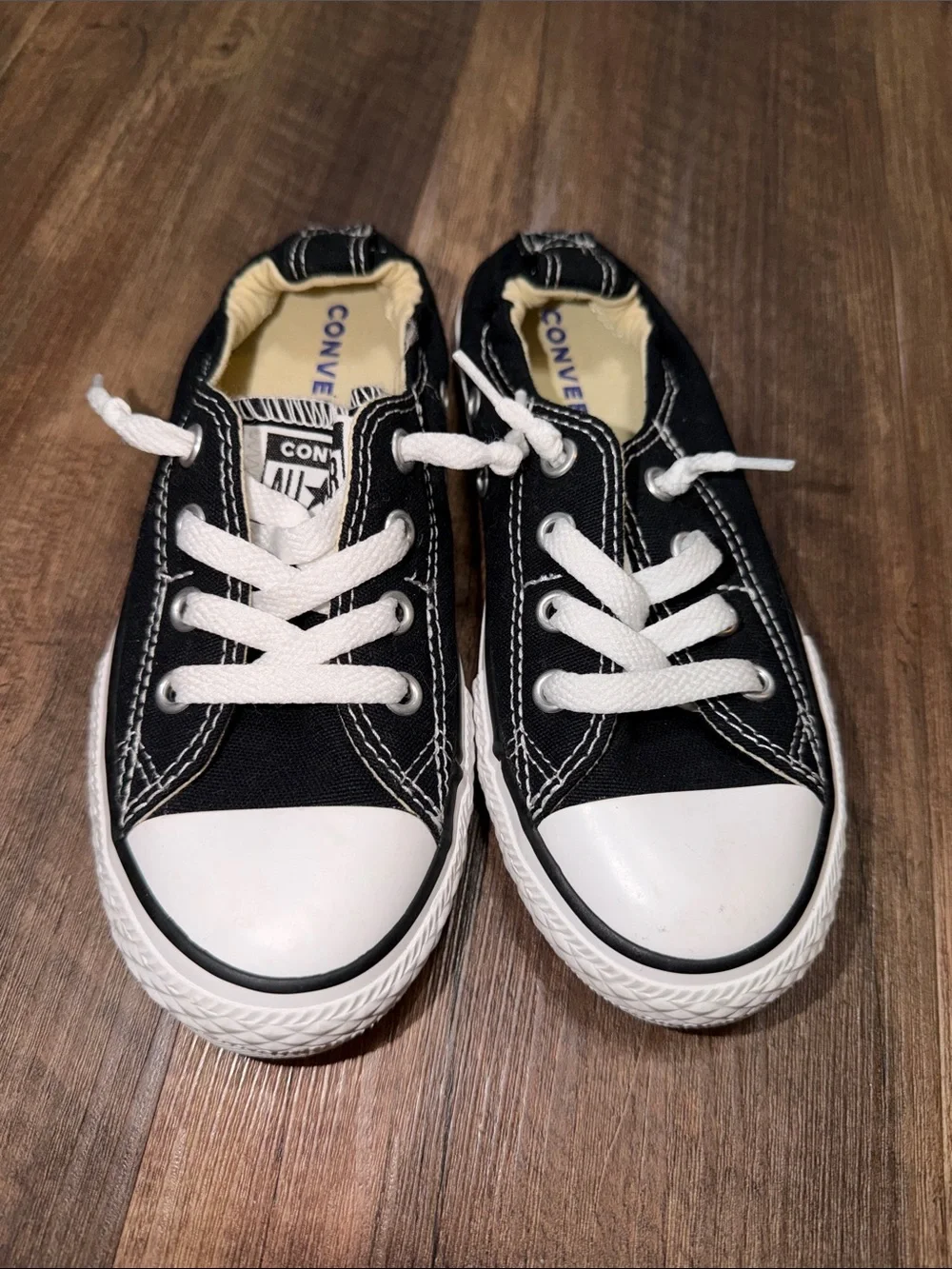 Kids Black Converse Shoreline Shoes size 1 NWOT